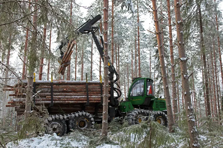 Metsätyö ennen ja nyt Metsätyö ennen ja nyt